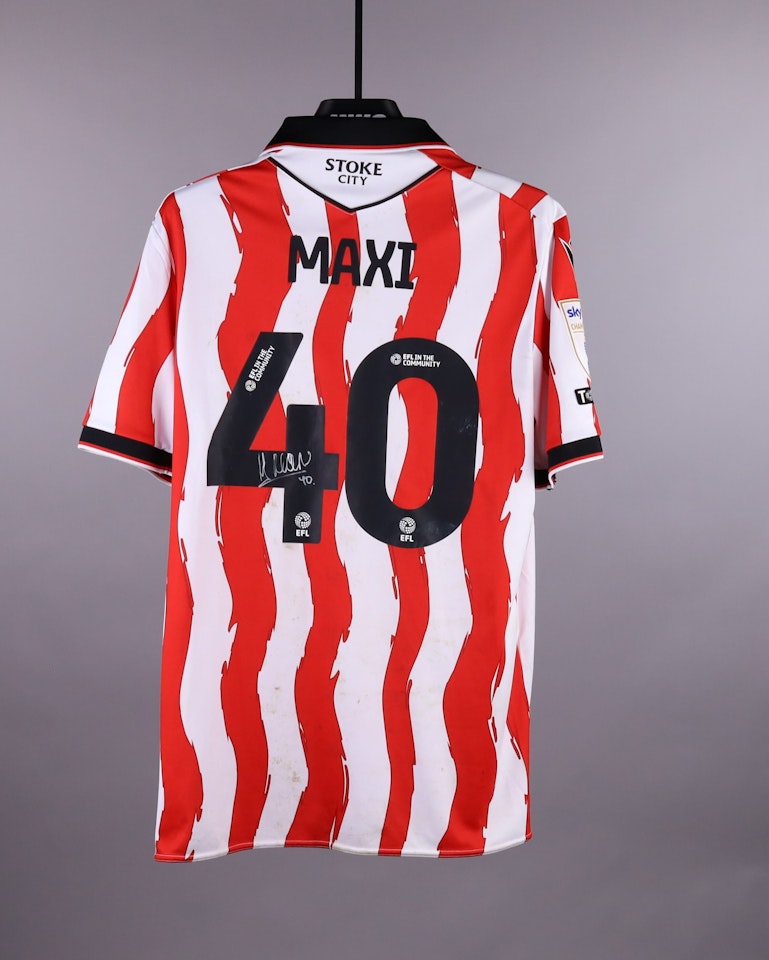 Maksym Talovierov Stoke City shirt