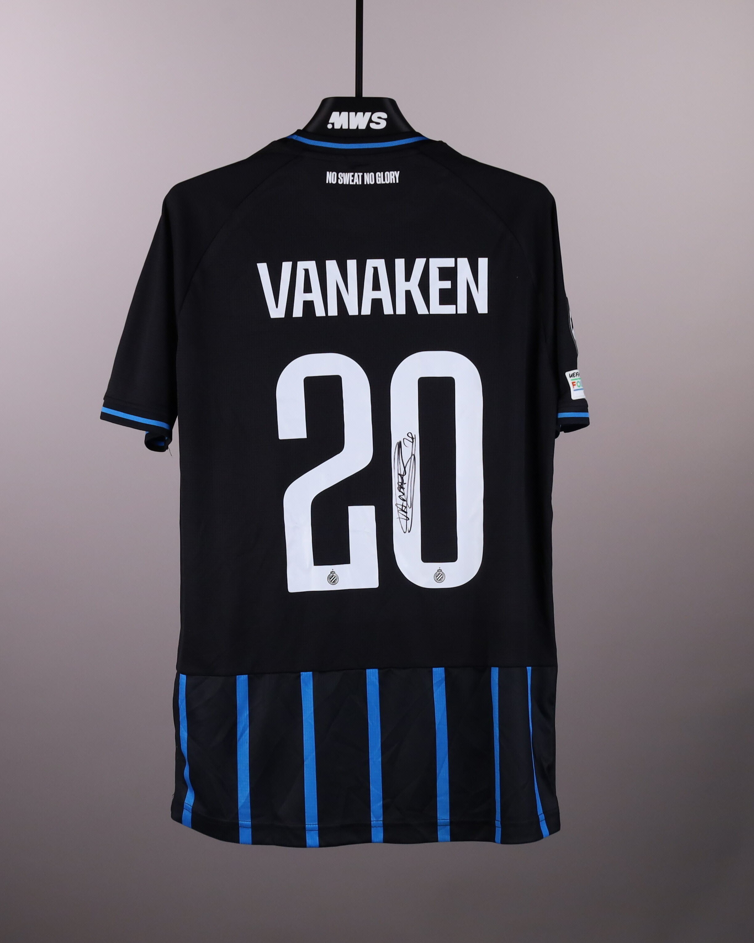 Hans Vanaken Club Brugge shirt