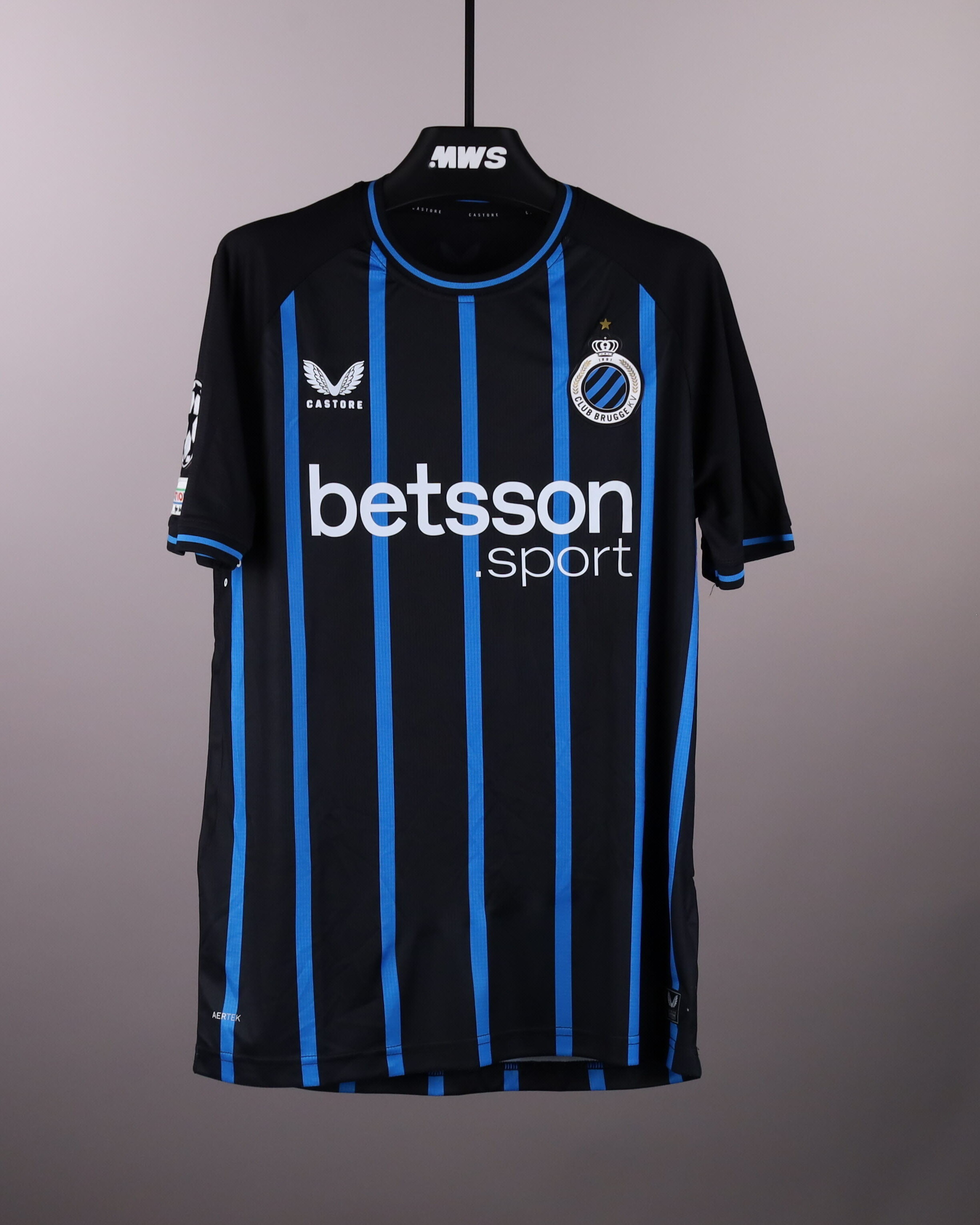 Hans Vanaken Club Brugge shirt