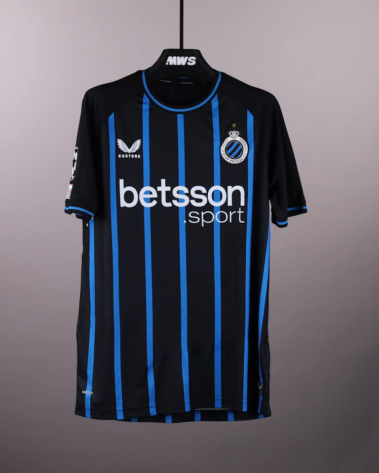Hans Vanaken Club Brugge shirt