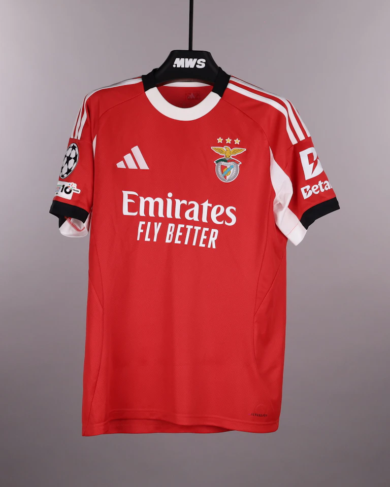 Amar Dedić SL Benfica shirt