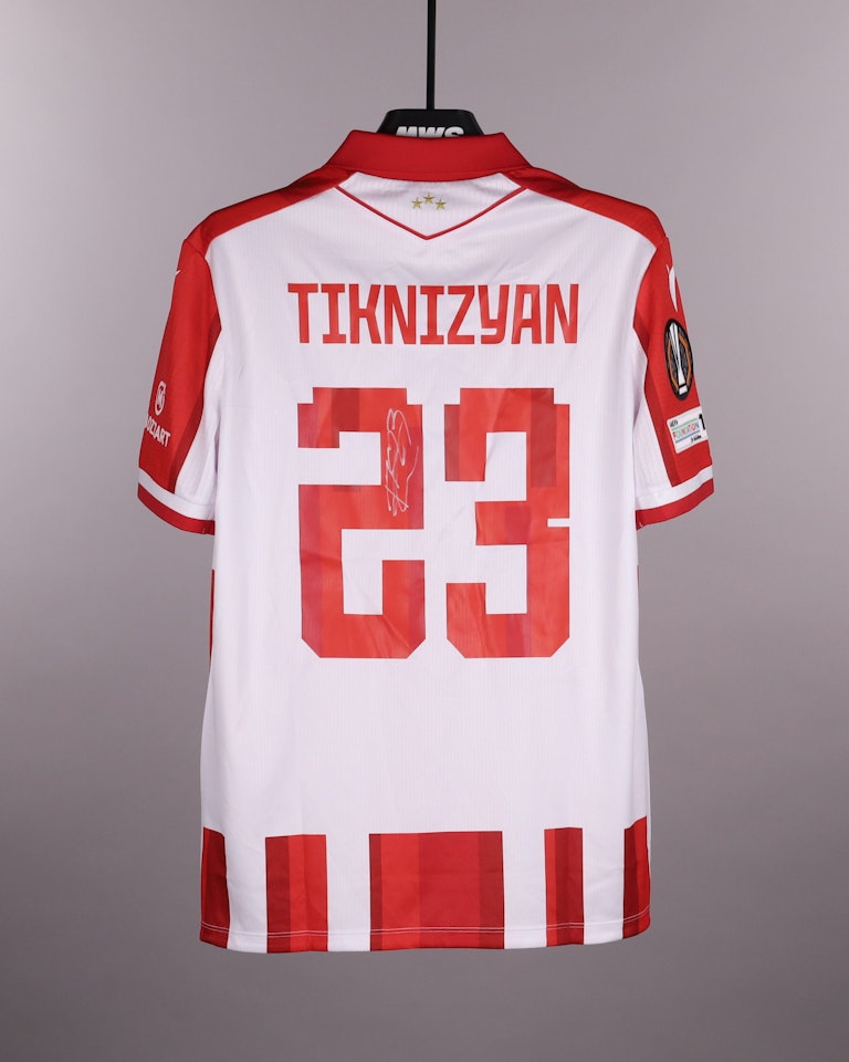 Nayair Tiknizyan FK Crvena zvezda shirt