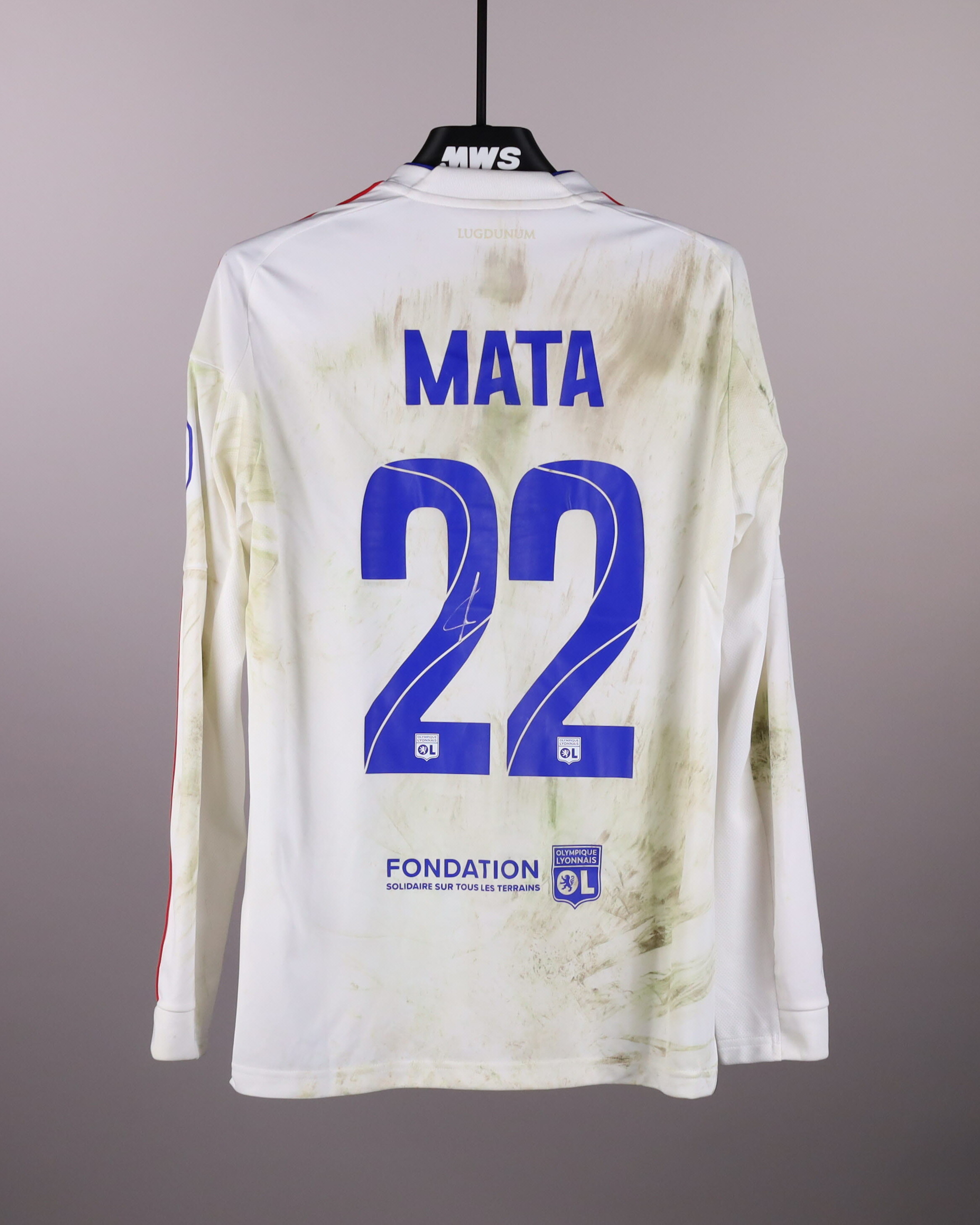 Clinton Mata Olympique Lyonnais shirt