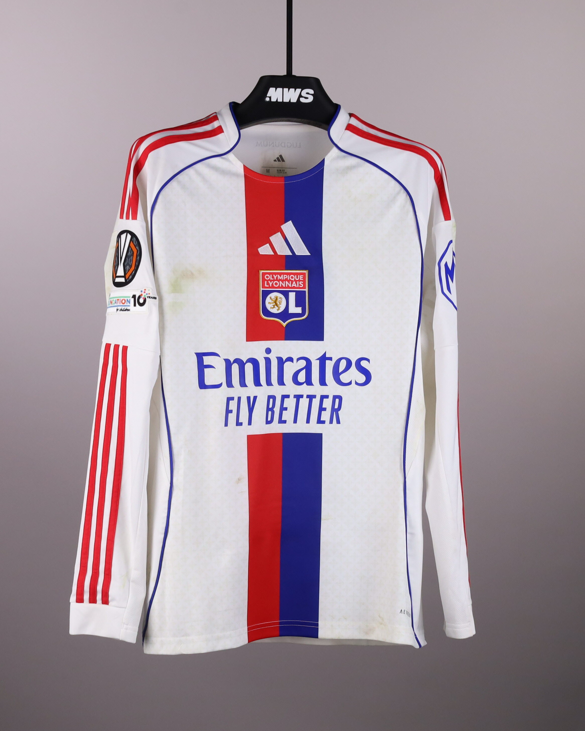 Clinton Mata Olympique Lyonnais shirt