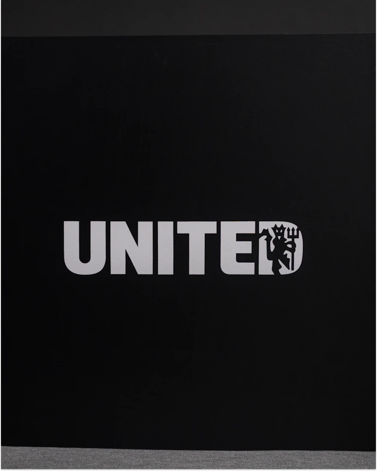 Manchester United Opus Book - 1