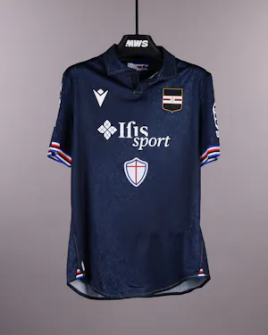 来自UC Sampdoria的Simone Pafundi球衣