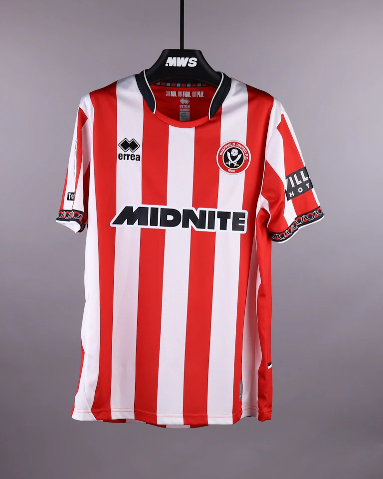 Tyler Bindon Sheffield United shirt