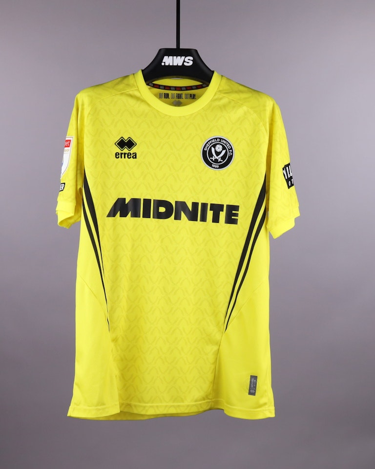 Adam Davies Sheffield United shirt