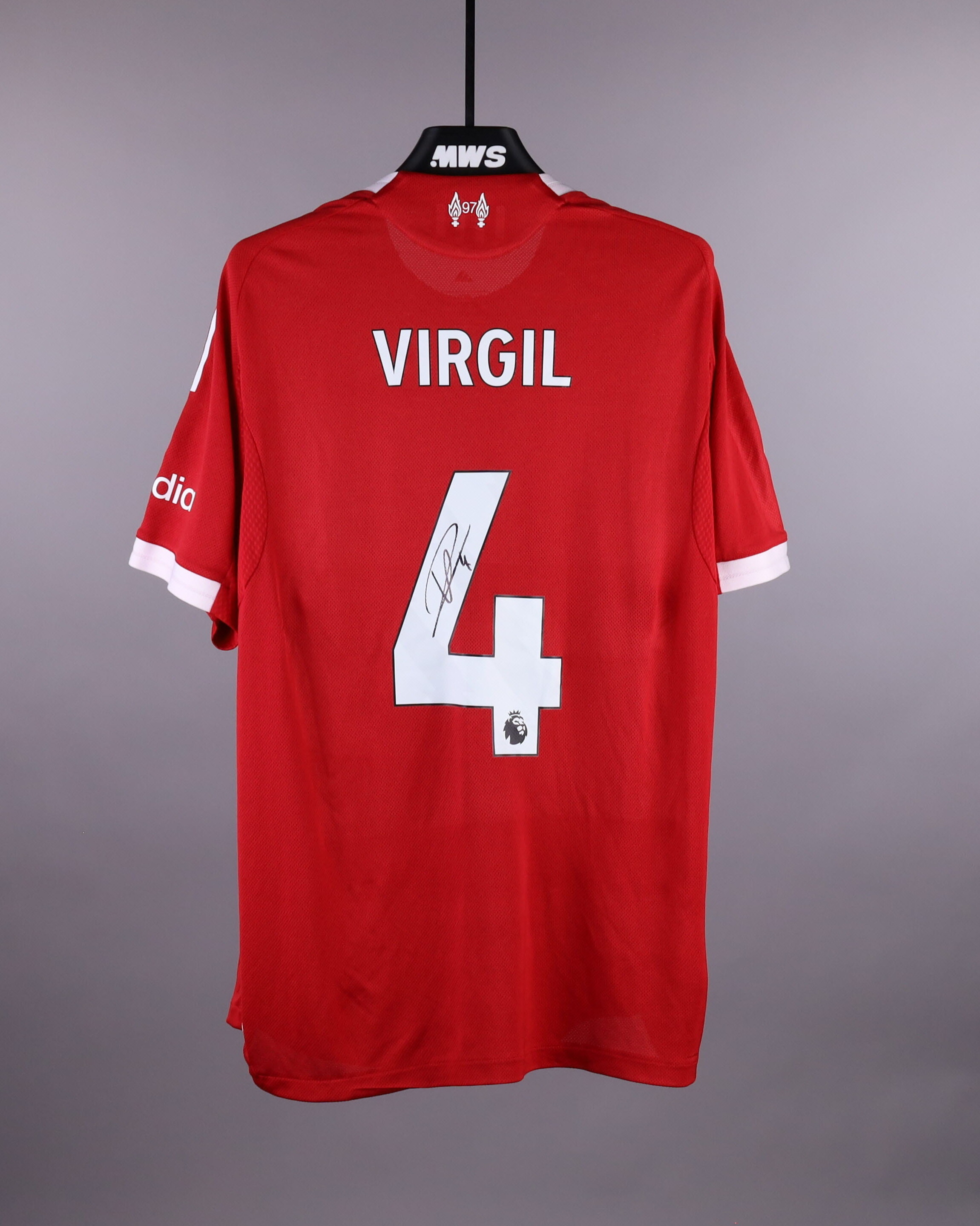 Virgil van Dijk | Liverpool - Brighton & Hove Albion | MatchWornShirt