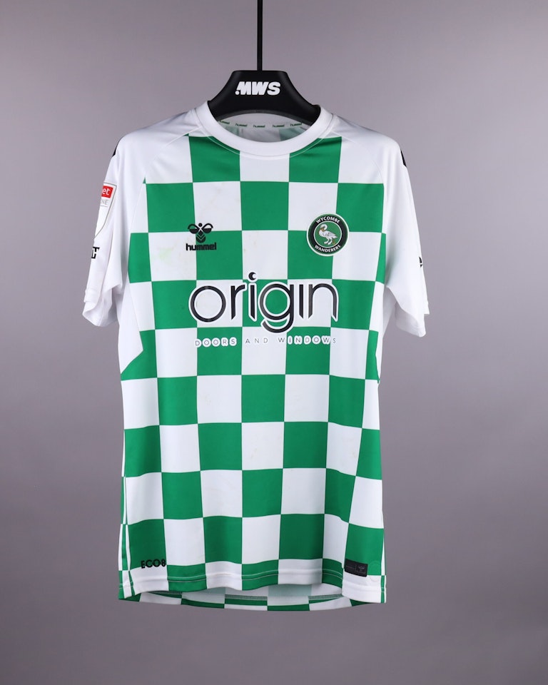 Dan Harvie Wycombe Wanderers shirt