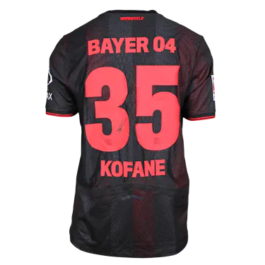 Christian Kofane Bayer Leverkusen のシャツ