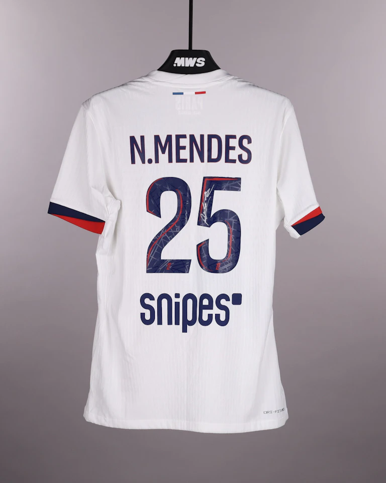 Nuno Mendes Paris Saint-Germain jersey