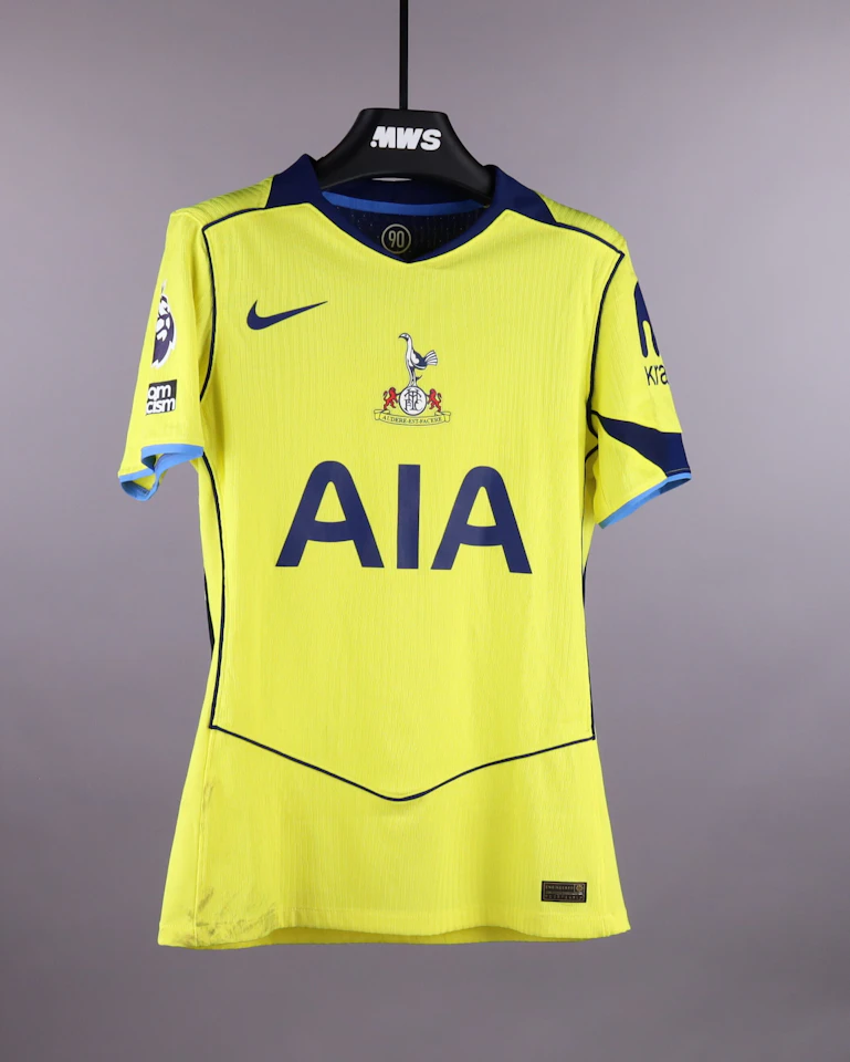 Pedro Porro Tottenham Hotspur shirt