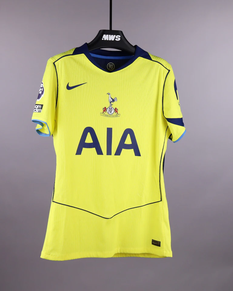 Brennan Johnson Tottenham Hotspur shirt