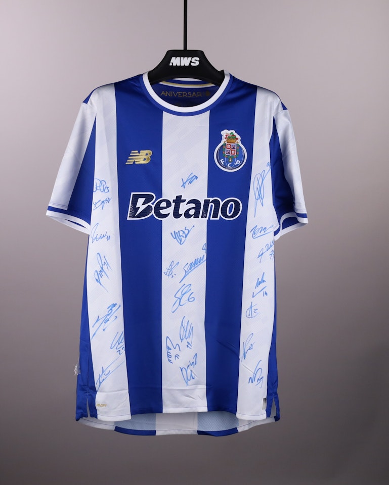 Squad Signed Shirt