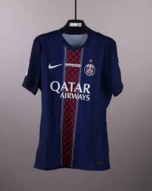 Fabián Paris Saint-Germain camisa.