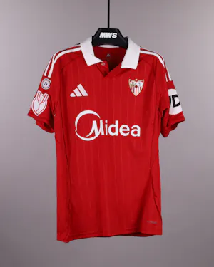Sevilla FC 팀의 Manu Bueno 셔츠