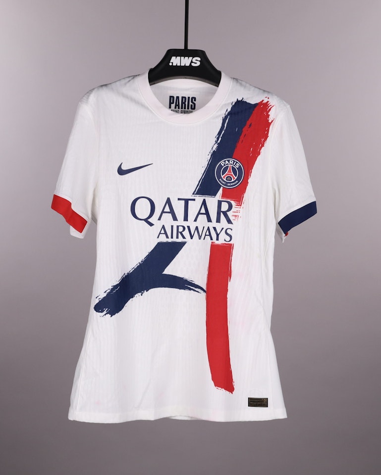 Camisola de Bradley Barcola, Paris Saint-Germain