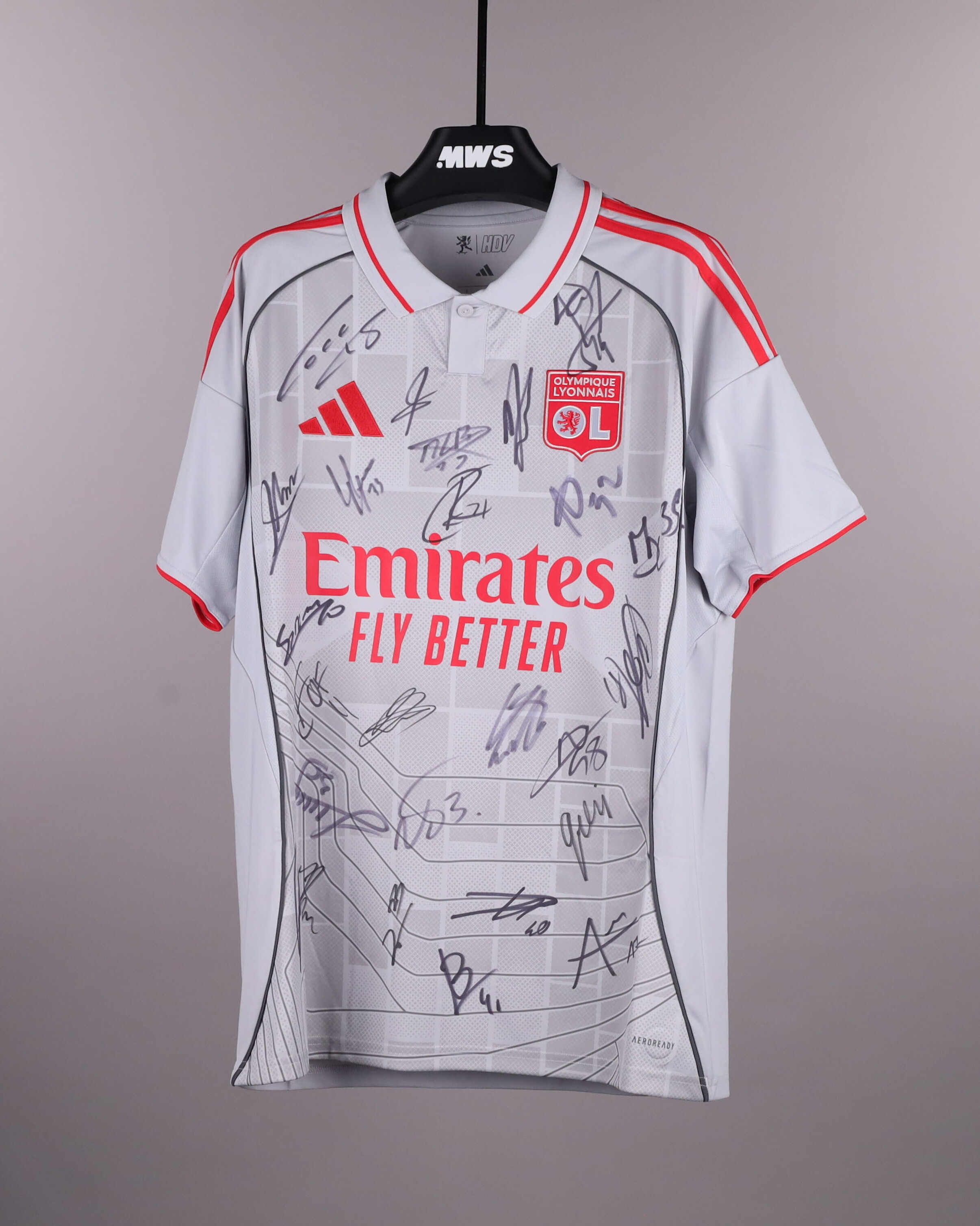 オリンピック・リヨンのユニフォーム | MatchWornShirt
