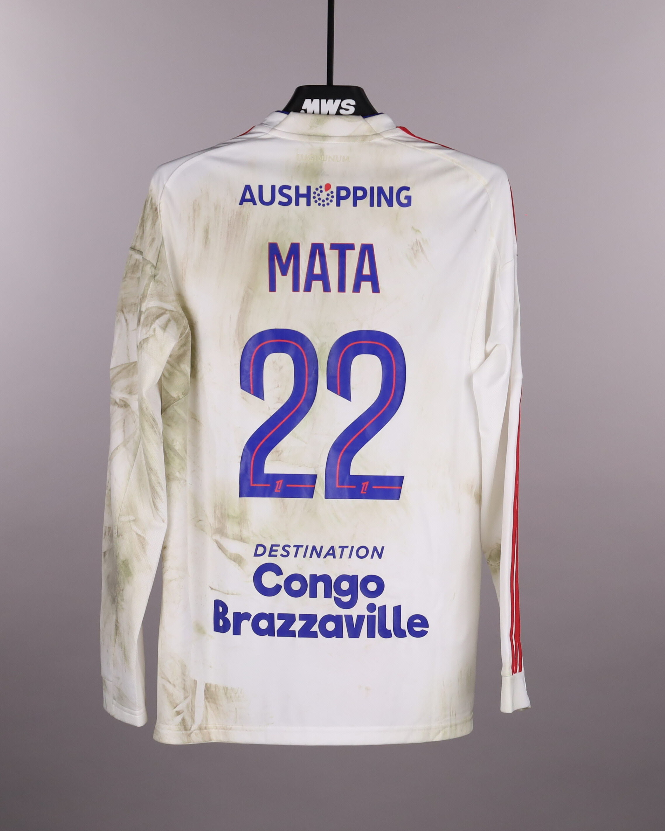Clinton Mata Olympique Lyonnais shirt