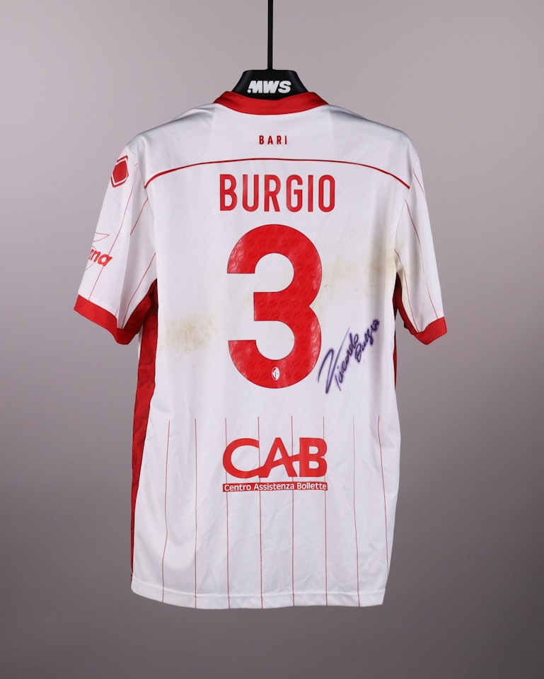 Riccardo Burgio S.S.C. Bari jersey