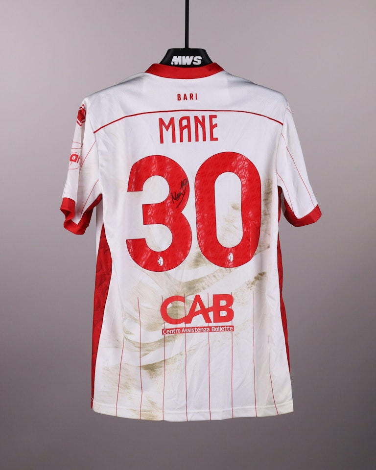 Moussa Mané S.S.C. Bari jersey