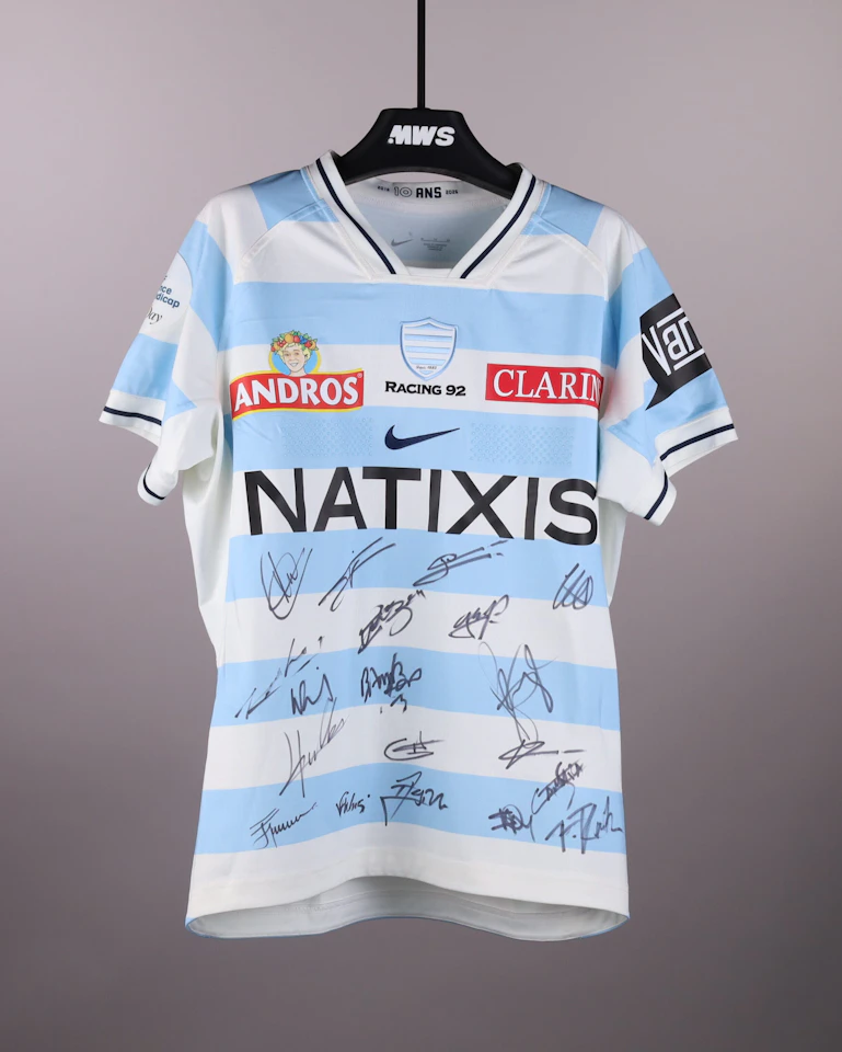 Squad Signed Shirt | R92