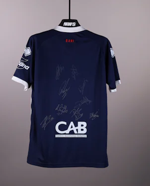 Squad Signed Shirt | S.S.C. Bari
