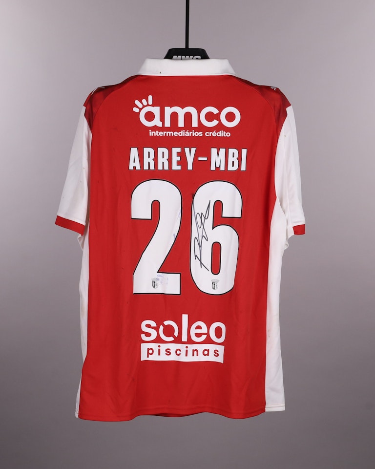 Bright Arrey-Mbi SC Braga shirt
