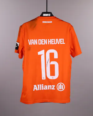 Dani van den Heuvel Club Brugge shirt