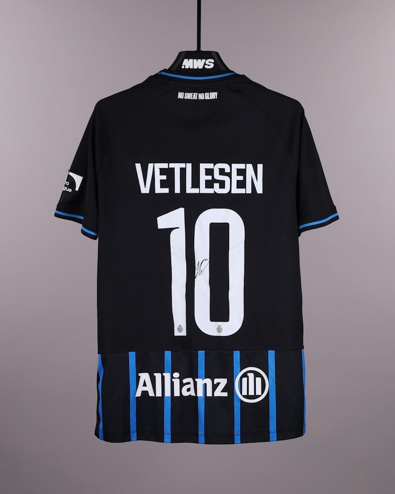 Club Brugge 팀의 Hugo Vetlesen 셔츠