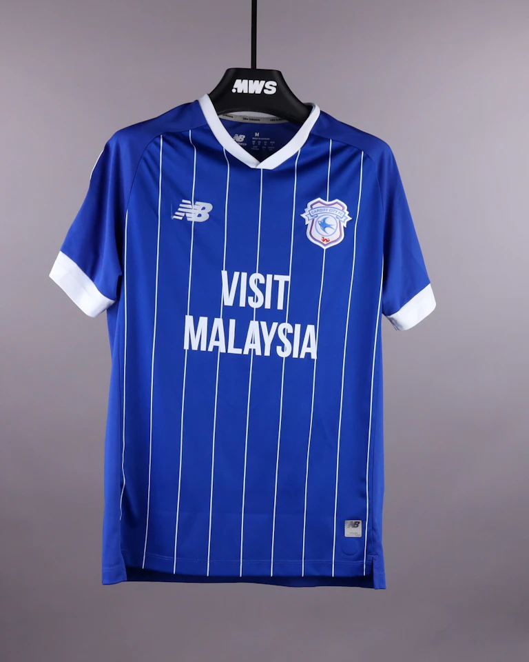 Isaak Davies Cardiff City FC shirt