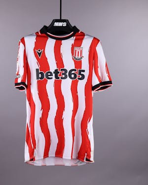 来自Stoke City的Million Manhoef球衣