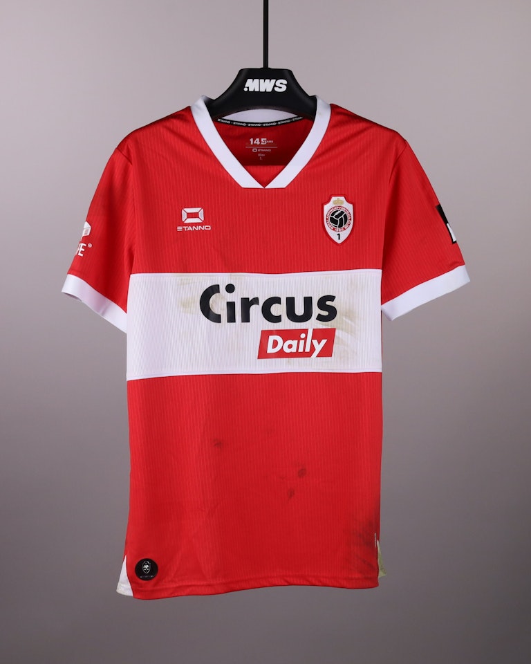 Boubakar Kouyate Royal Antwerp FC shirt
