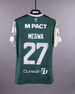 Kanayo Megwa Hibernian のシャツ