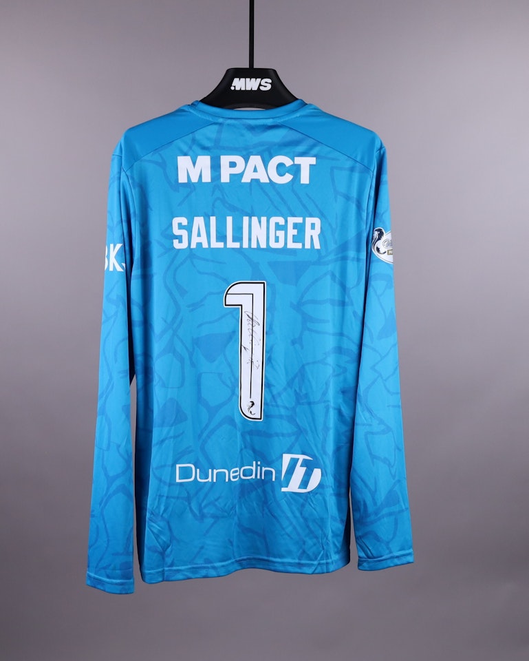 Raphael Sallinger Hibernian jersey