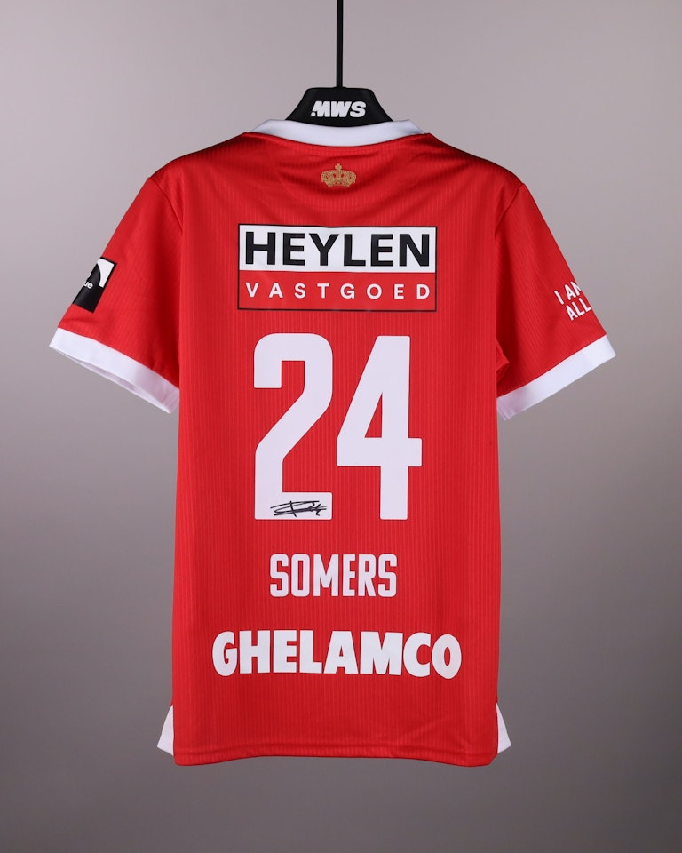 Thibo Somers Royal Antwerp FC shirt