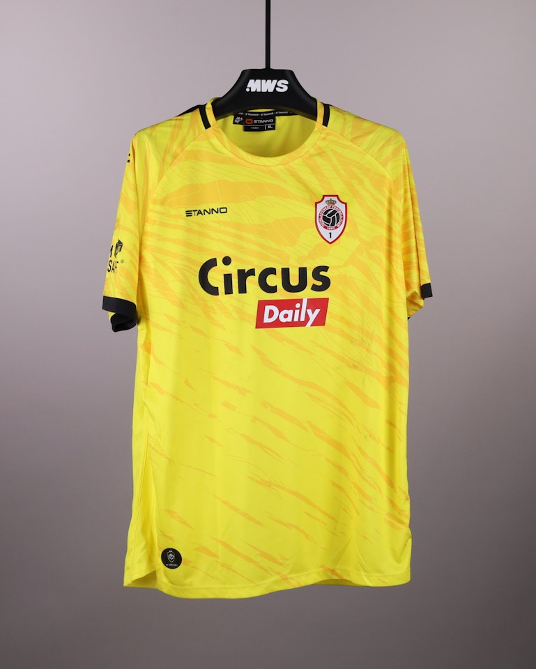 Taishi Brandon Nozawa 野澤大志ブランドン Royal Antwerp FC shirt
