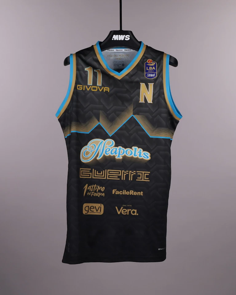 Maglia di stefano saccoccia (Napoli Basket)