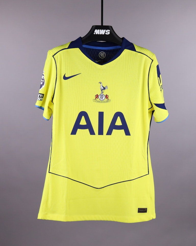 Djed Spence Tottenham Hotspur jersey