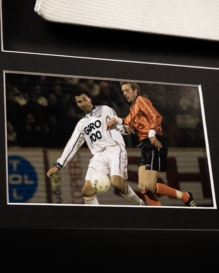 Framed Ruud Gullit shirt