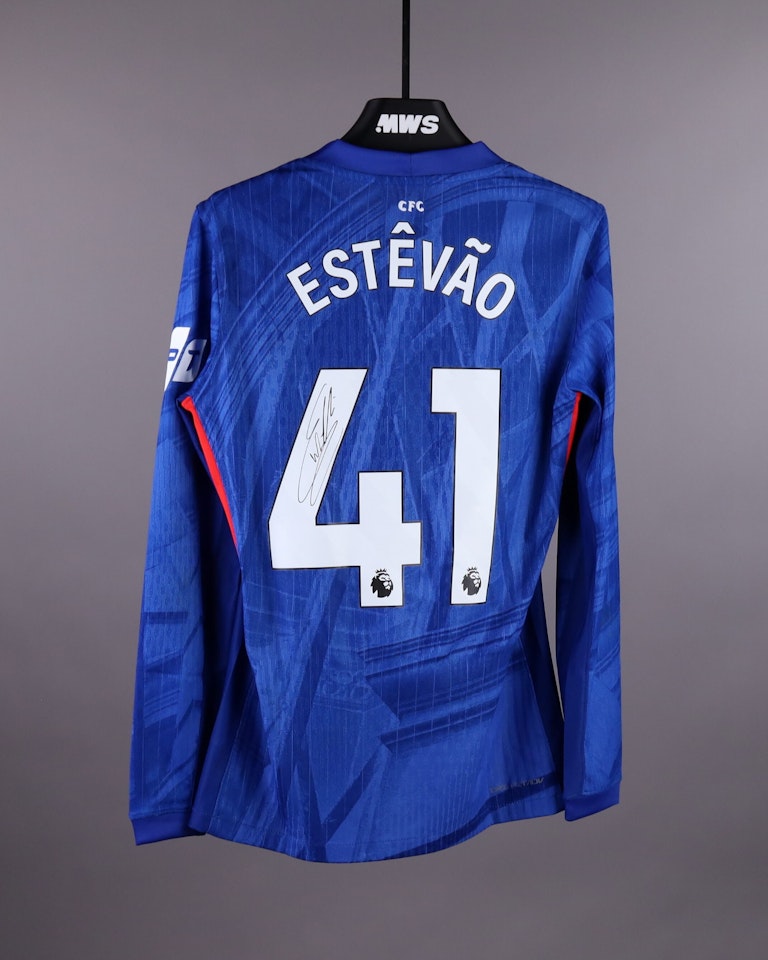 Estêvão Chelsea jersey