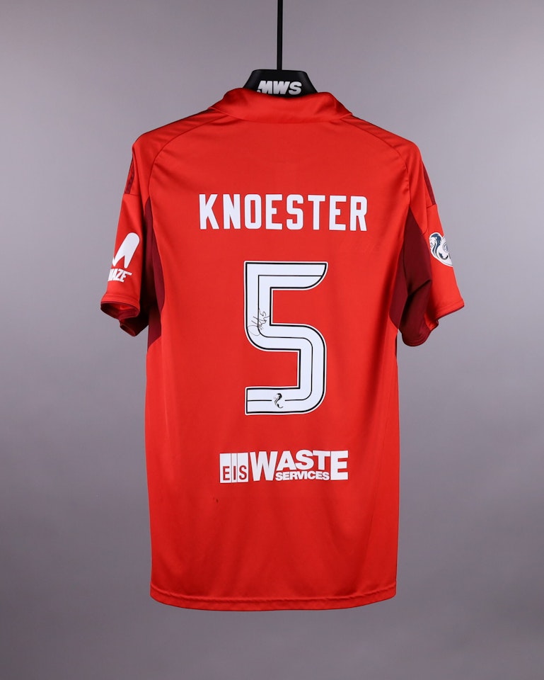 来自Aberdeen的Mats Knoester球衣