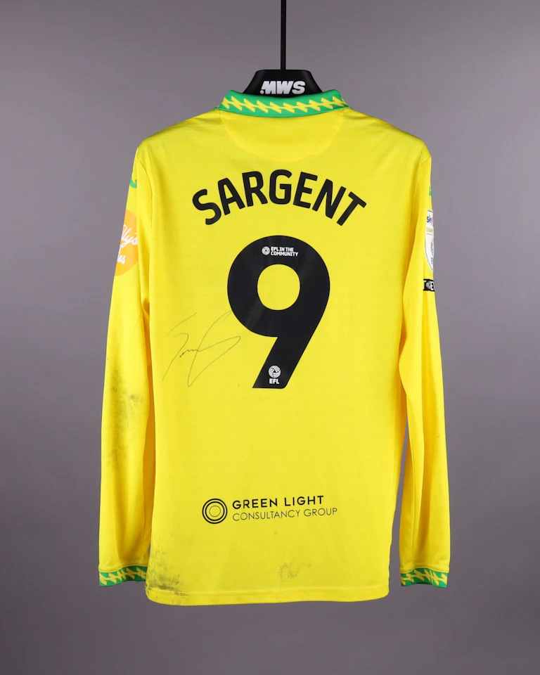 Joshua Sargent Norwich City shirt