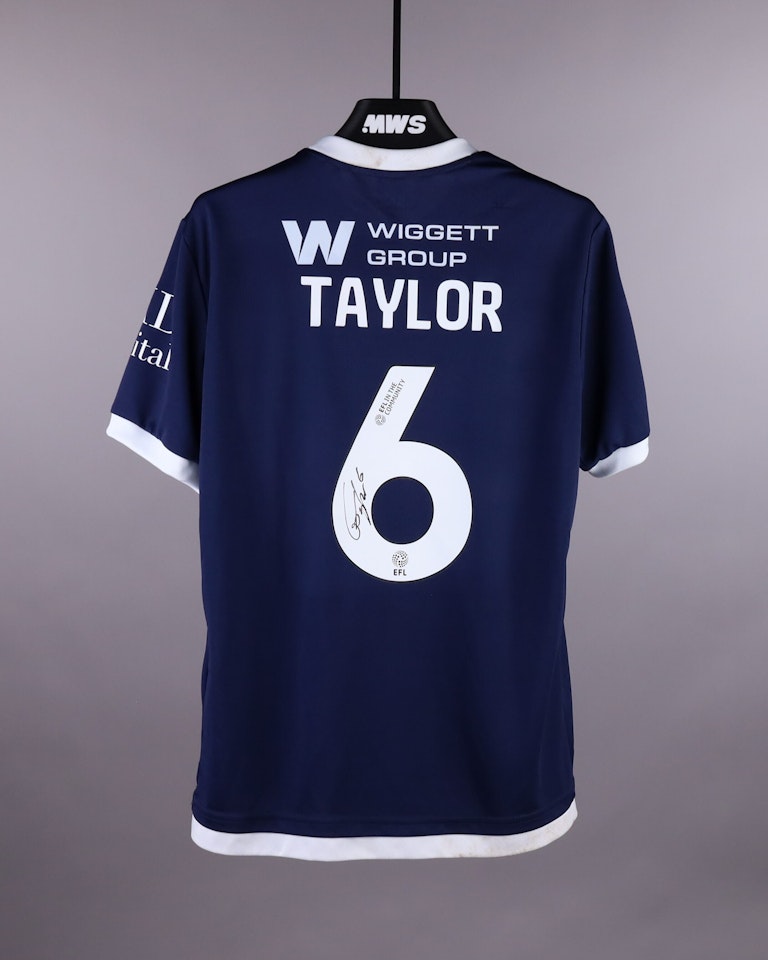 Millwall-Trikot von Caleb Taylor