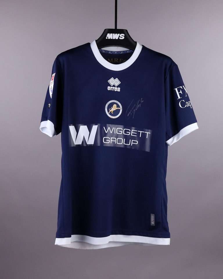 Millwall-Trikot von Caleb Taylor