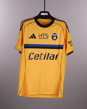 Camisola de Antonio Caracciolo, Pisa SC