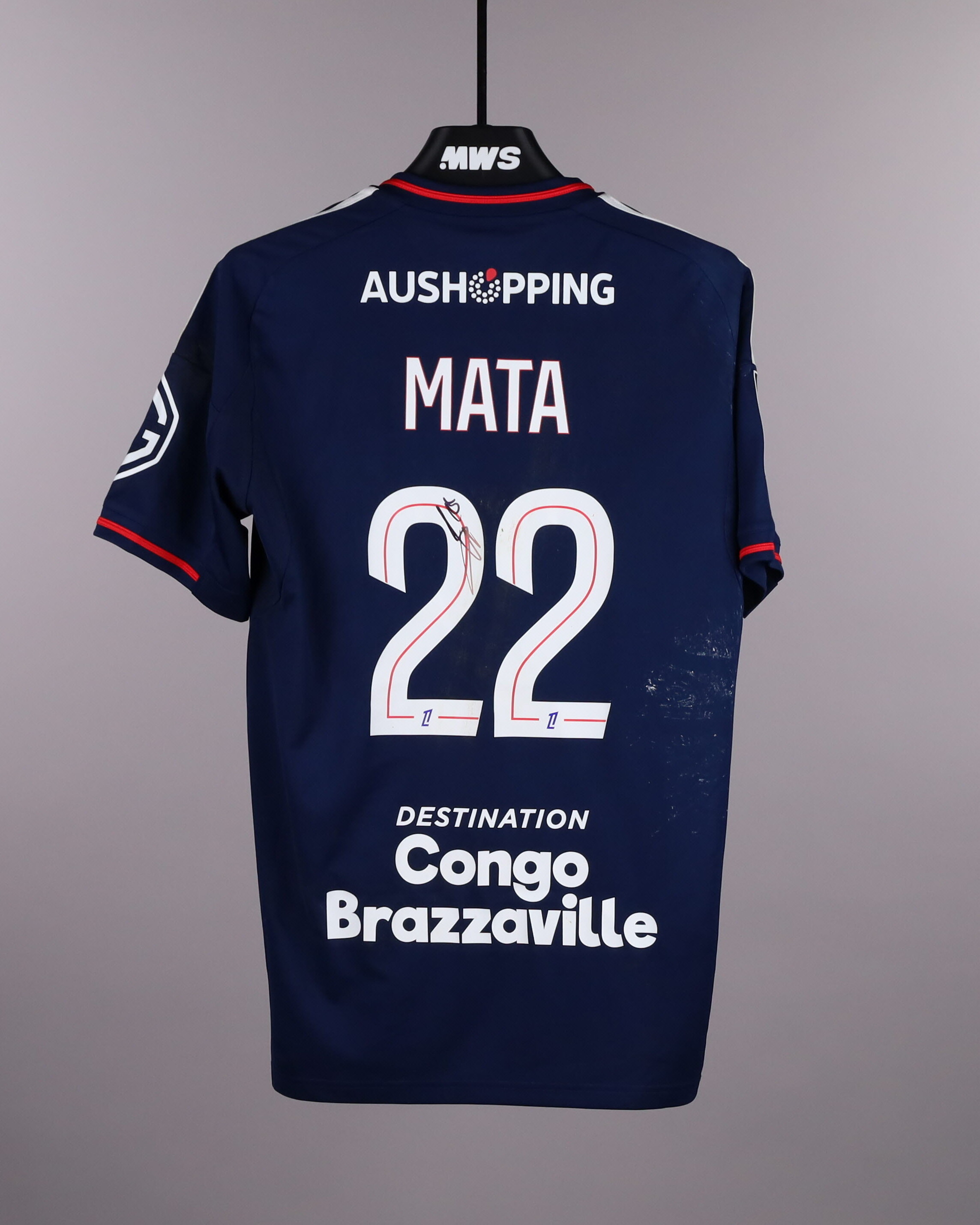 Clinton Mata Olympique Lyonnais shirt