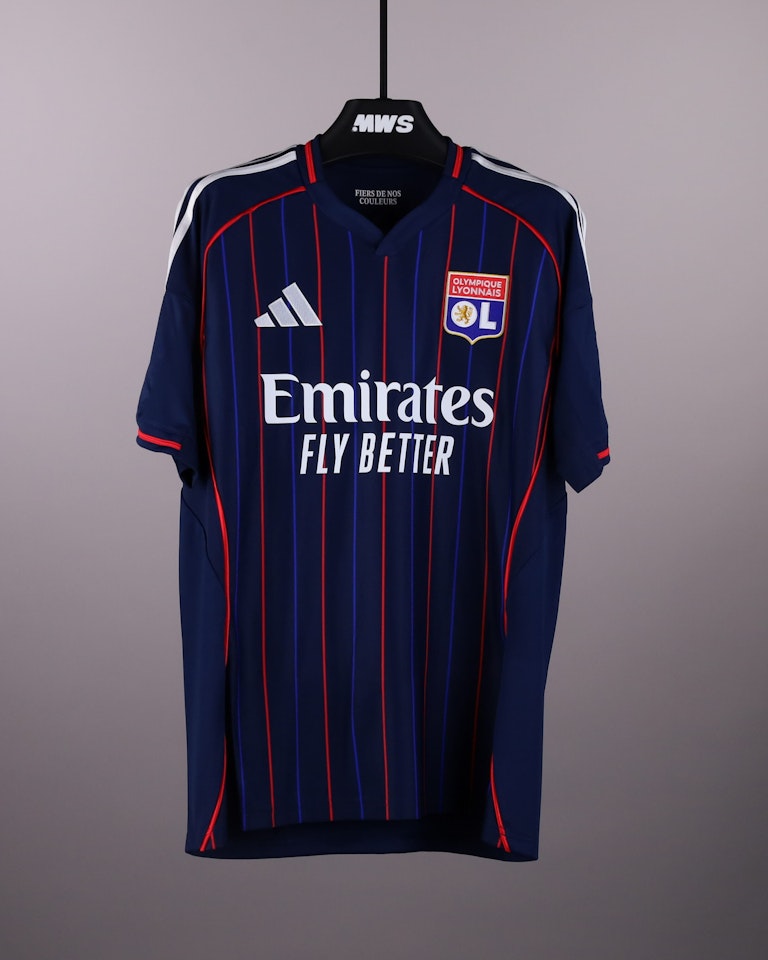 Tanner Tessmann Olympique Lyonnais jersey