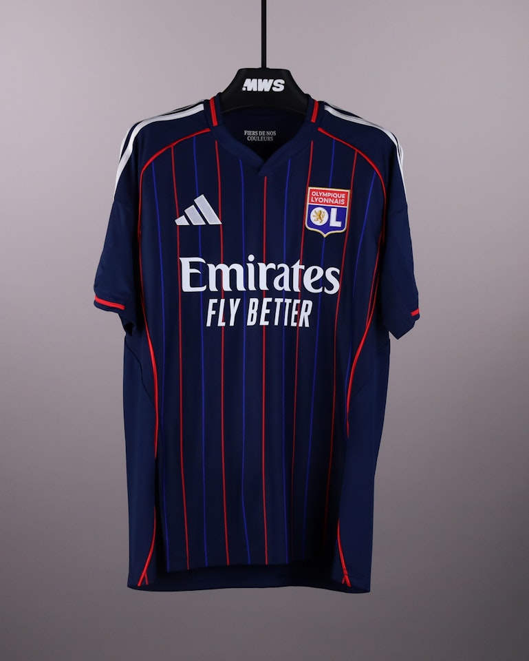 Tanner Tessmann Olympique Lyonnais jersey